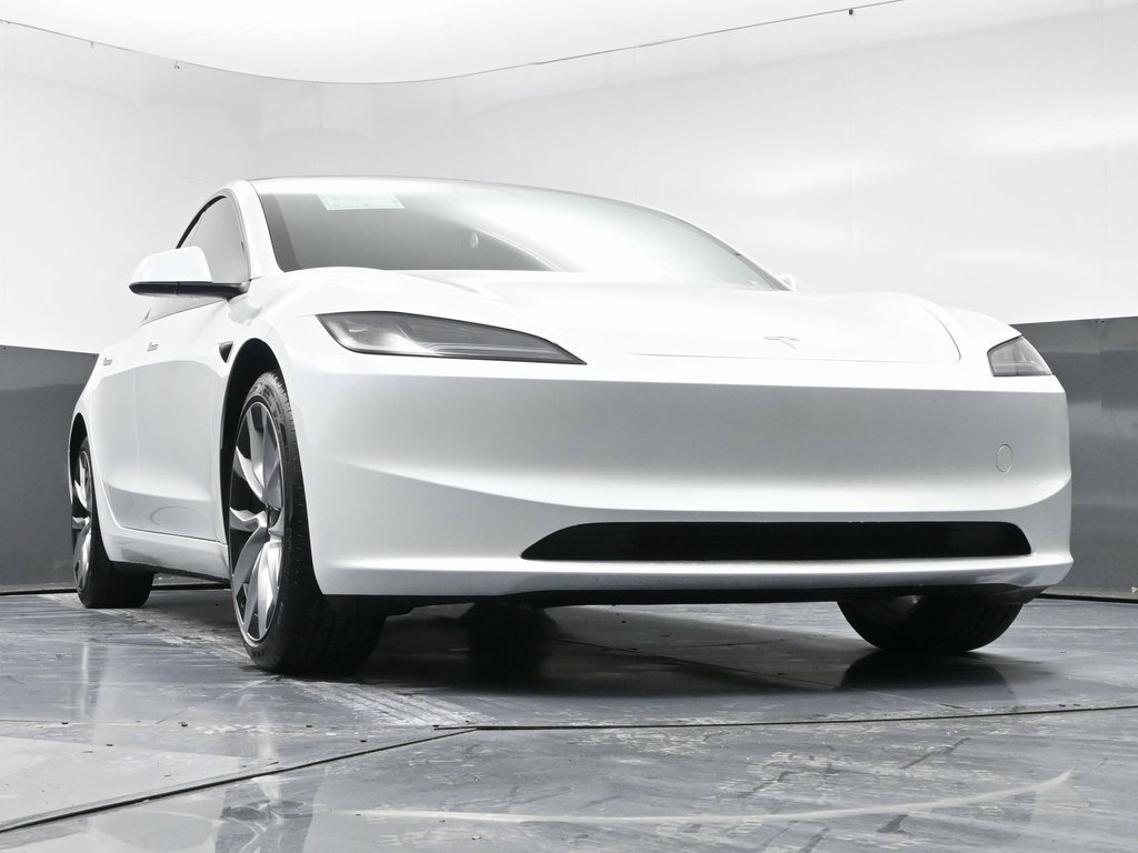 Used 2025 Tesla Model 3 Long Range image 53