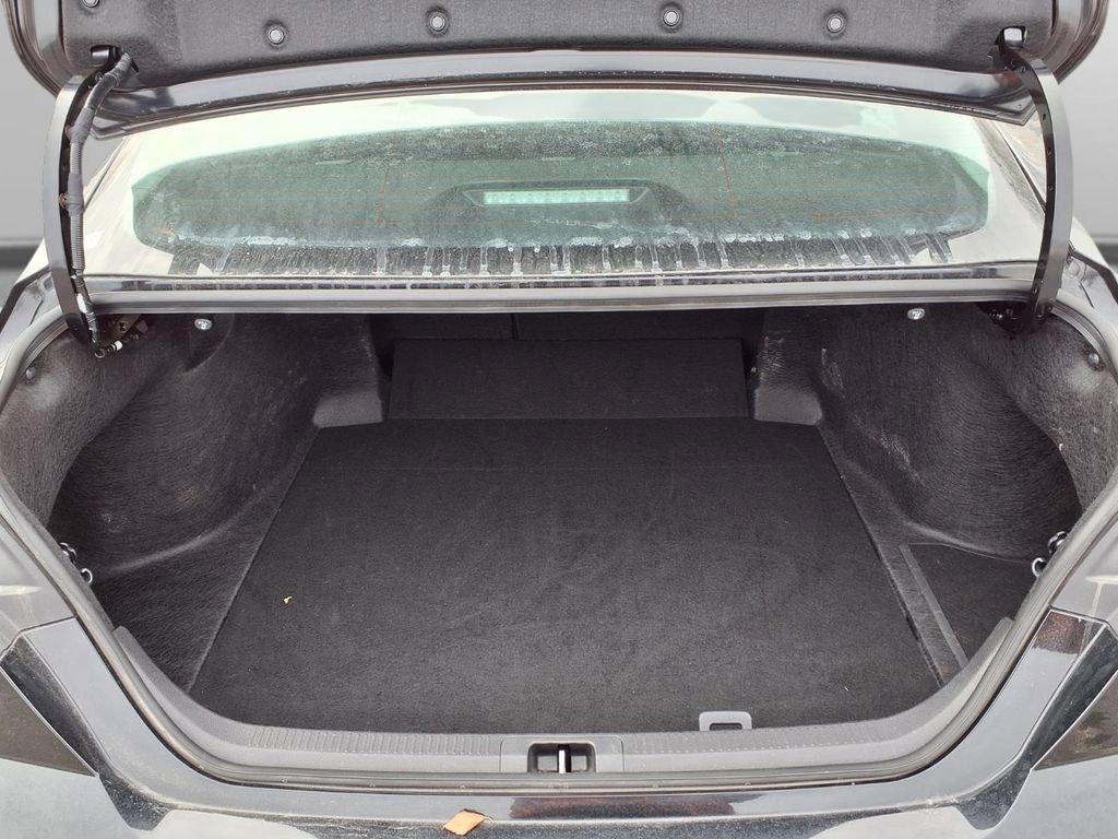 Used 2025 Toyota Camry LE image 23