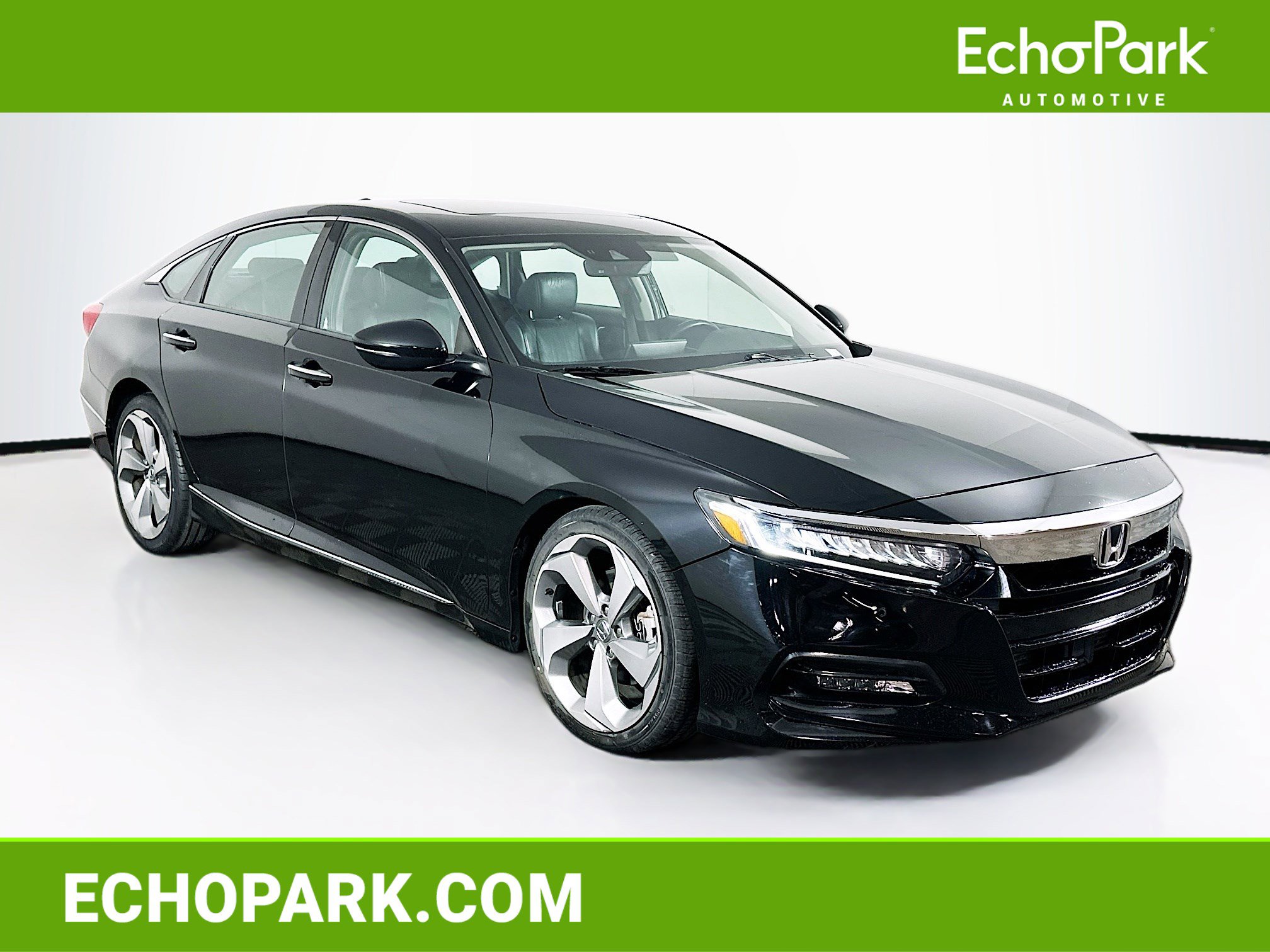 Used 2018 Honda Accord Touring image 1