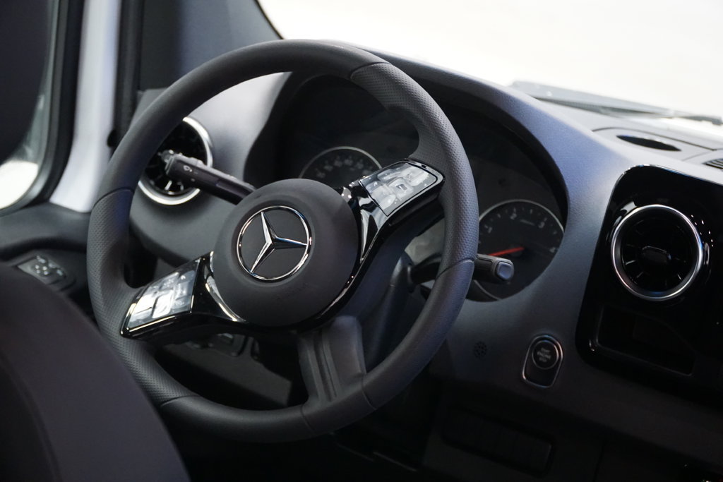 New 2026 Mercedes-Benz Sprinter 2500 image 12