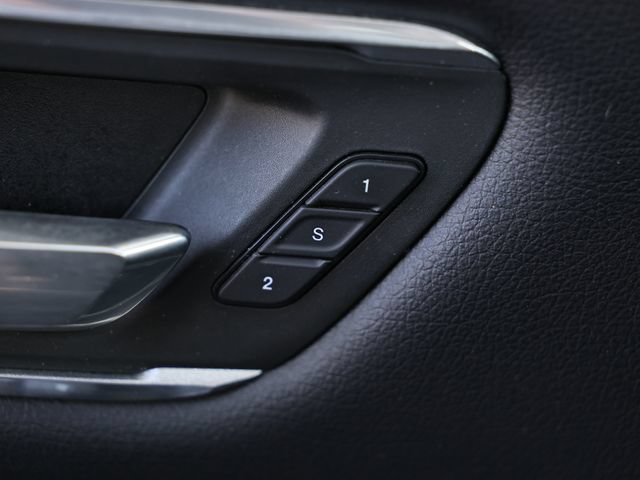 Used 2020 RAM 1500 Laramie AWD/4WD image 16