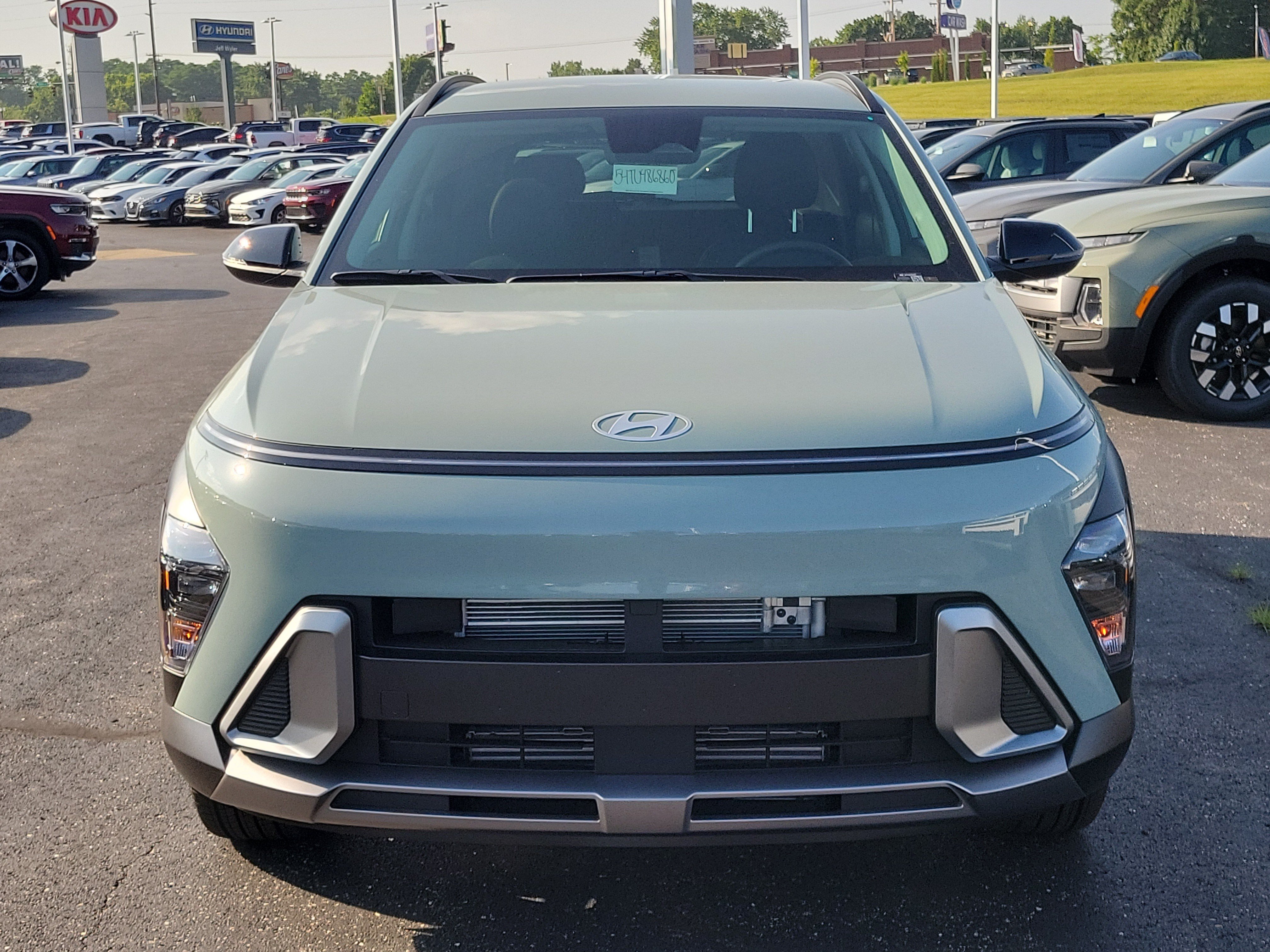 New 2026 Hyundai Kona SEL Premium AWD/4WD image 2
