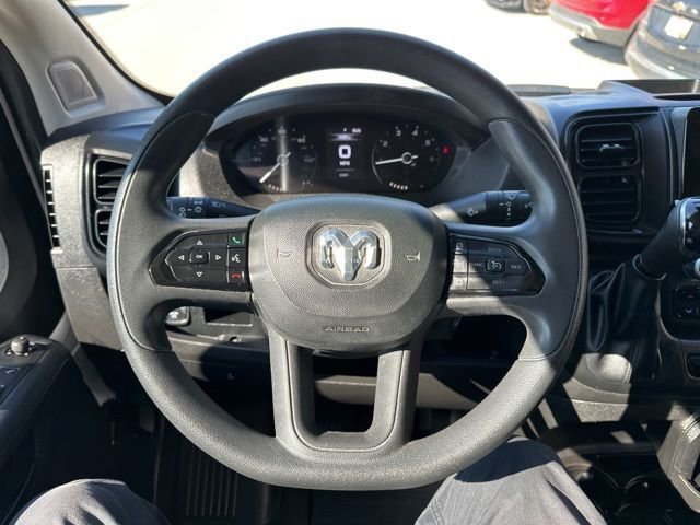 Used 2025 RAM ProMaster 2500 w/ Convenience Group image 23