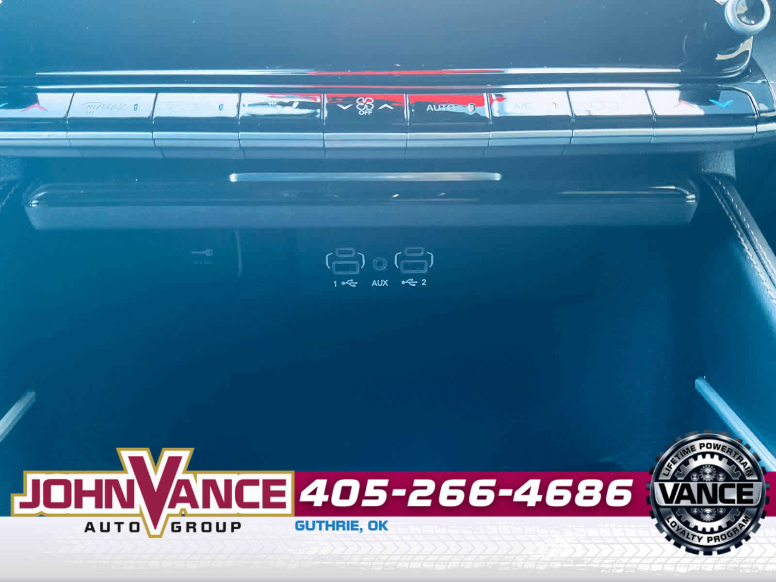 Used 2024 Jeep Wagoneer 4WD image 28