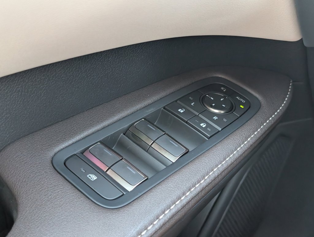 Used 2026 Lexus RX 350 FWD w/ Convenience Package image 16