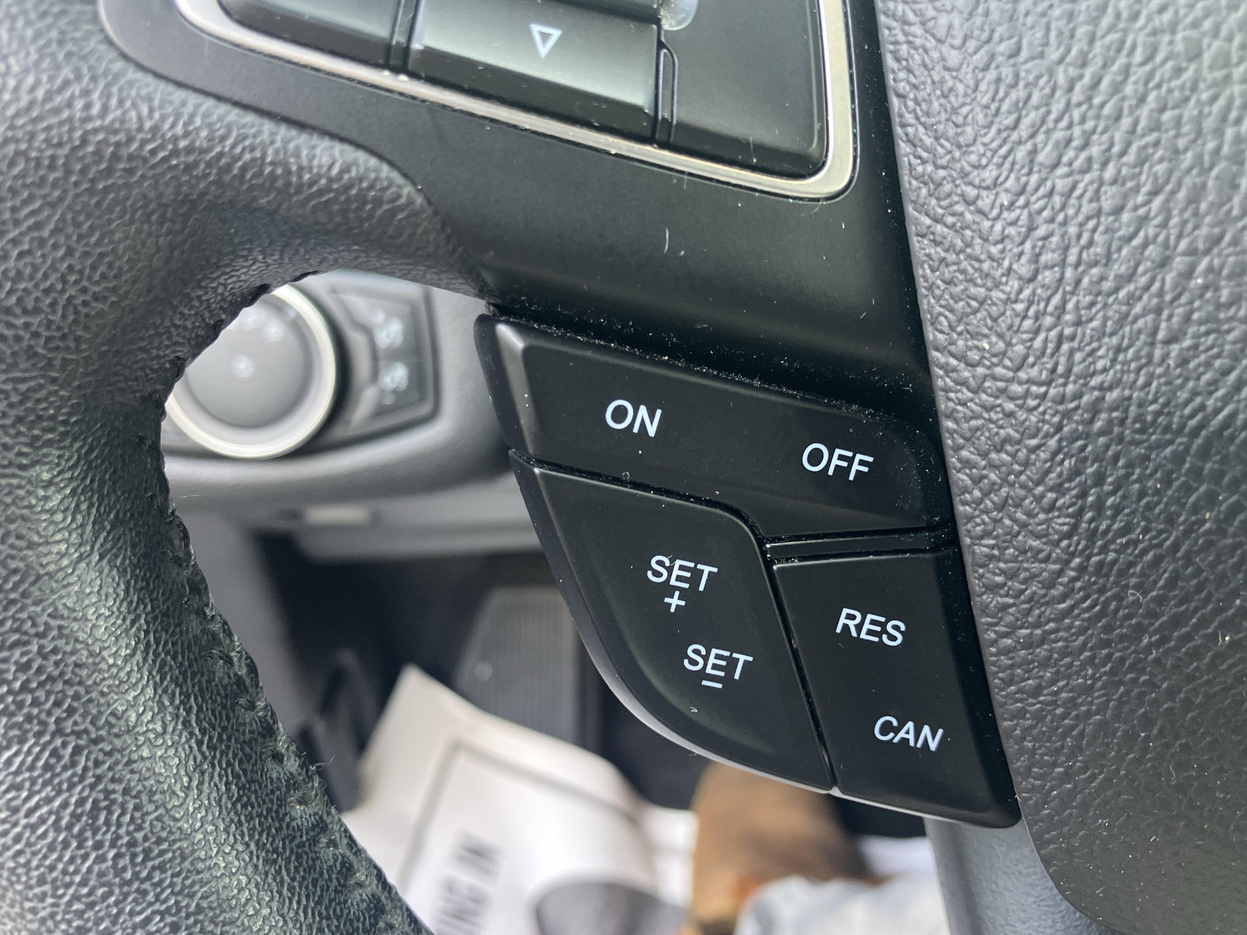 Used 2018 Ford Escape SEL image 27