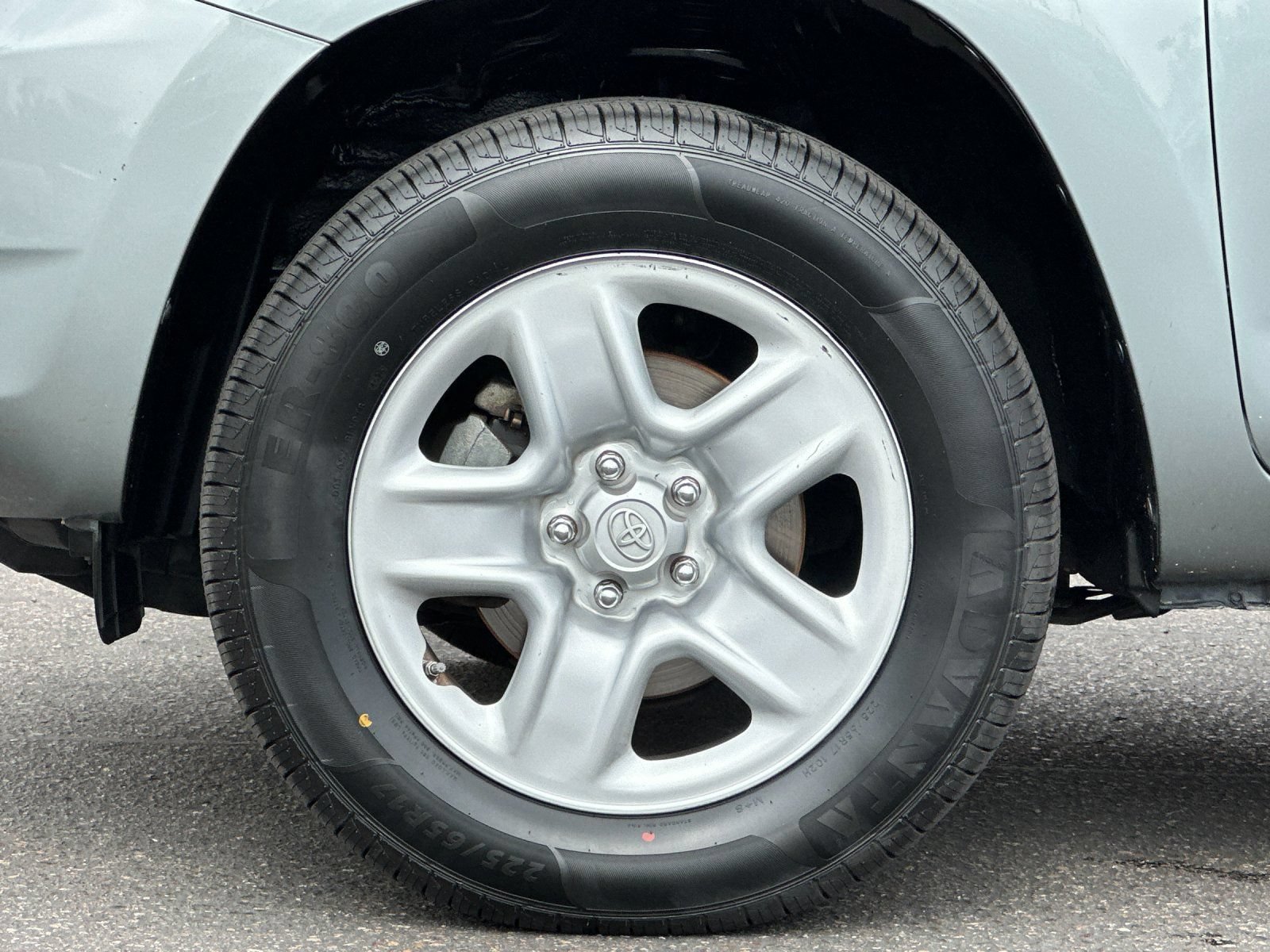Used 2008 Toyota RAV4 2WD w/ 3rd Row image 22
