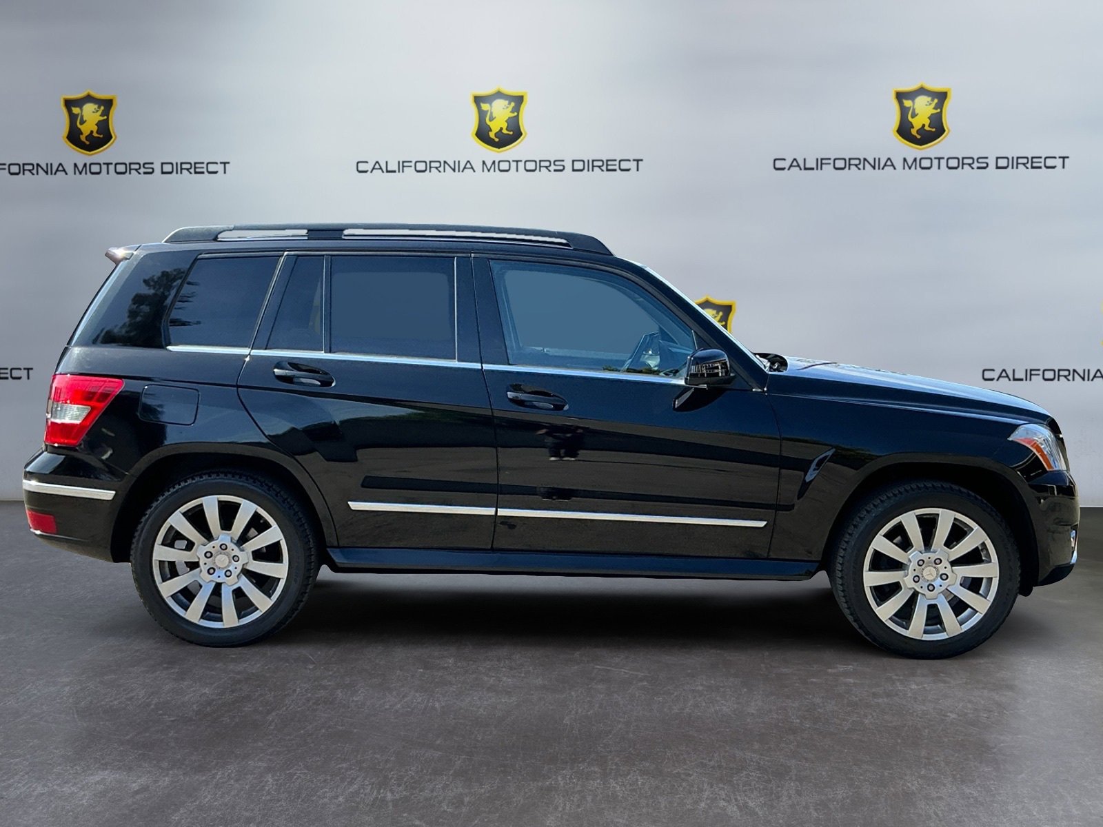 Used 2010 Mercedes-Benz GLK 350 2WD image 4