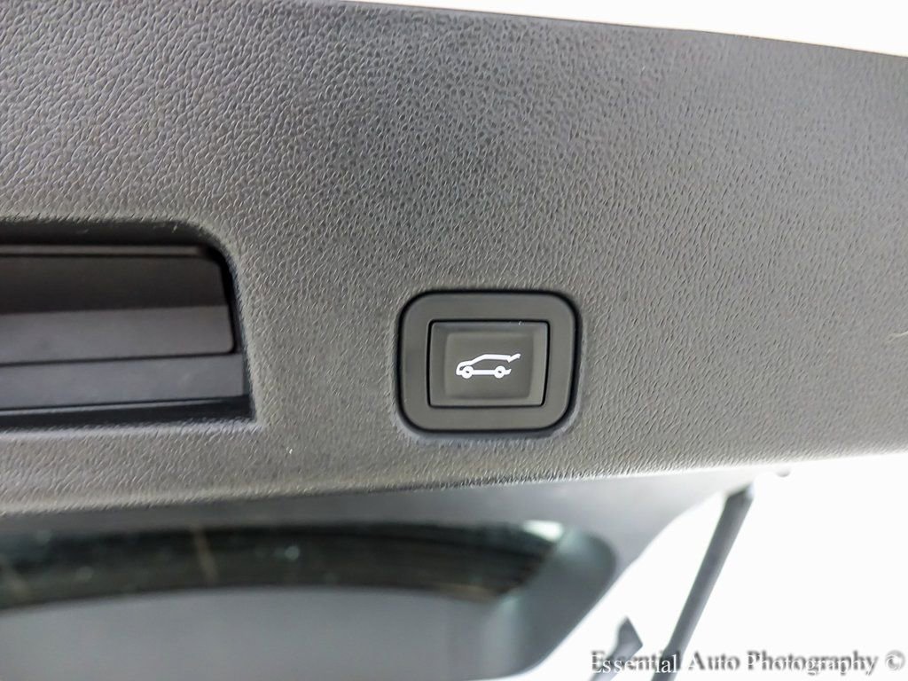 Certified 2024 Chevrolet Traverse LT image 23