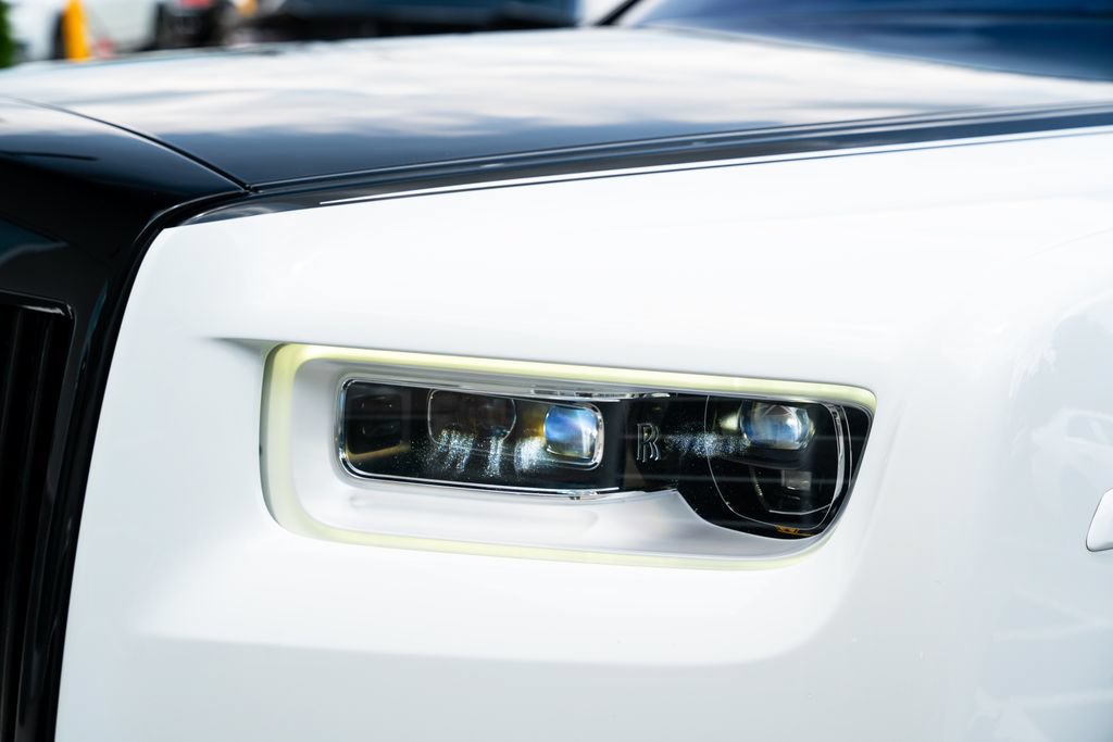 Used 2019 Rolls-Royce Phantom Sedan RWD image 21