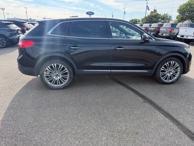 Used 2018 Lincoln MKX Reserve w/ Driver Assistance Package AWD/4WD image 11