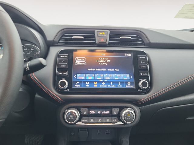 New 2025 Nissan Versa SR w/ Trunk Package image 15