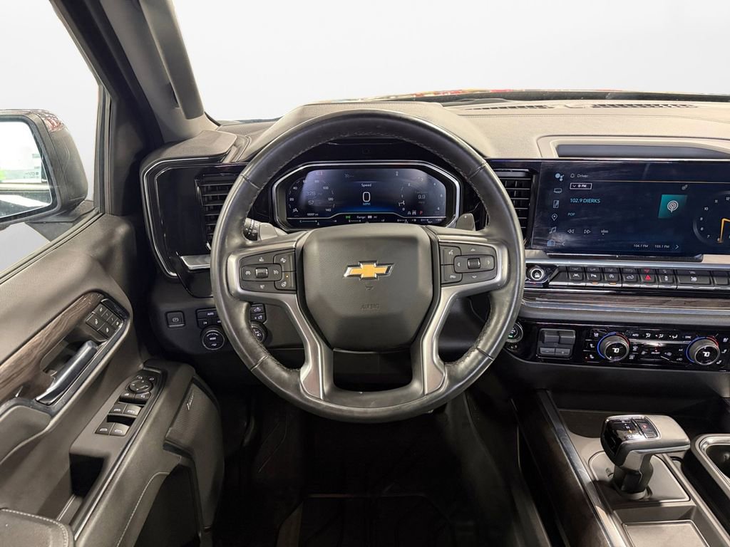 Used 2024 Chevrolet Silverado 1500 LTZ AWD/4WD image 12
