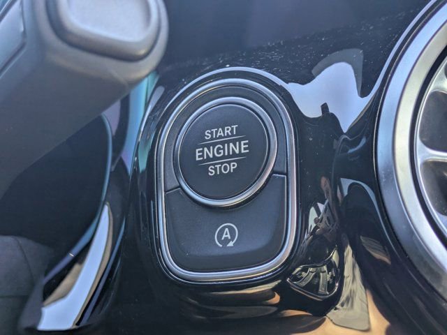 Used 2021 Mercedes-Benz GLA 250 4MATIC image 25