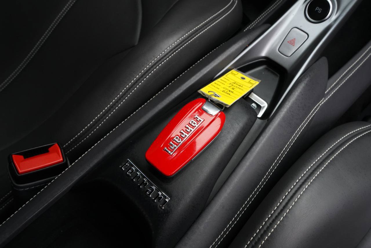 Used 2021 Ferrari F8 Tributo image 66
