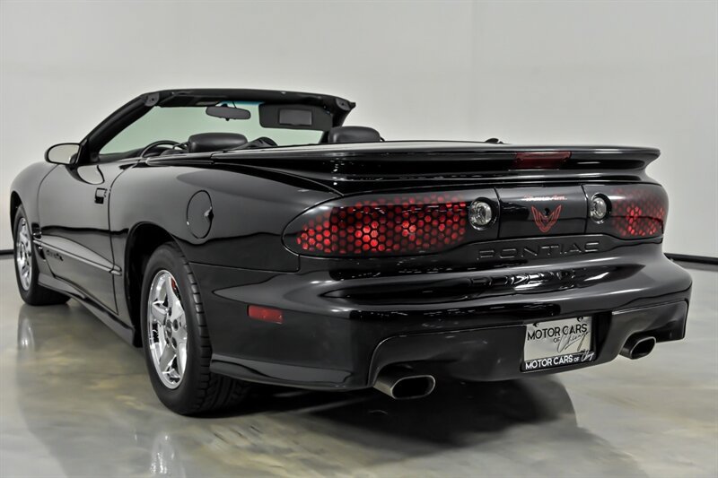Used 2002 Pontiac Firebird Trans Am RWD image 8