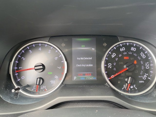 Used 2022 Toyota RAV4 XLE image 18