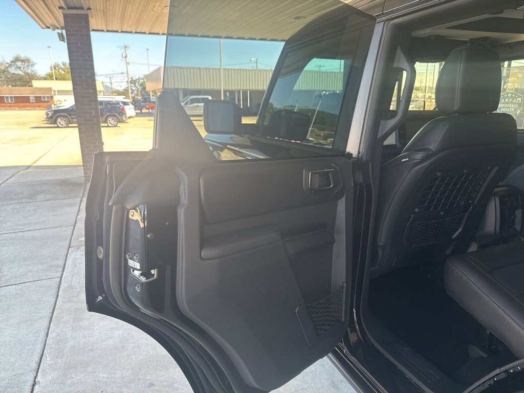 New 2025 Ford Bronco Badlands image 19