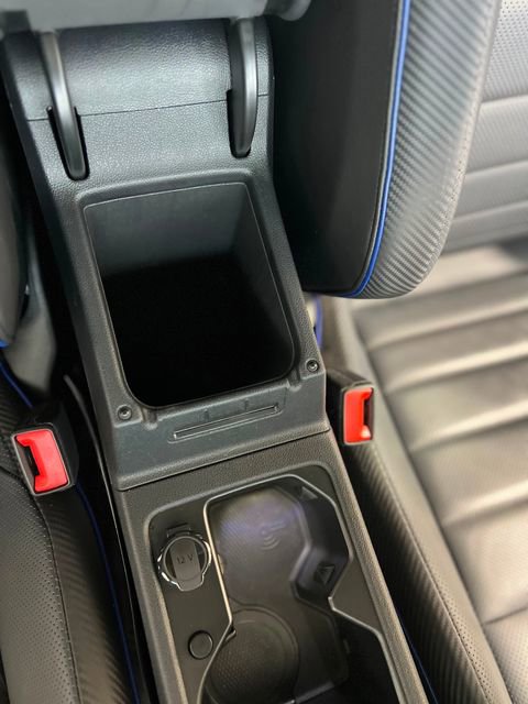 Used 2024 Volkswagen Golf R image 36