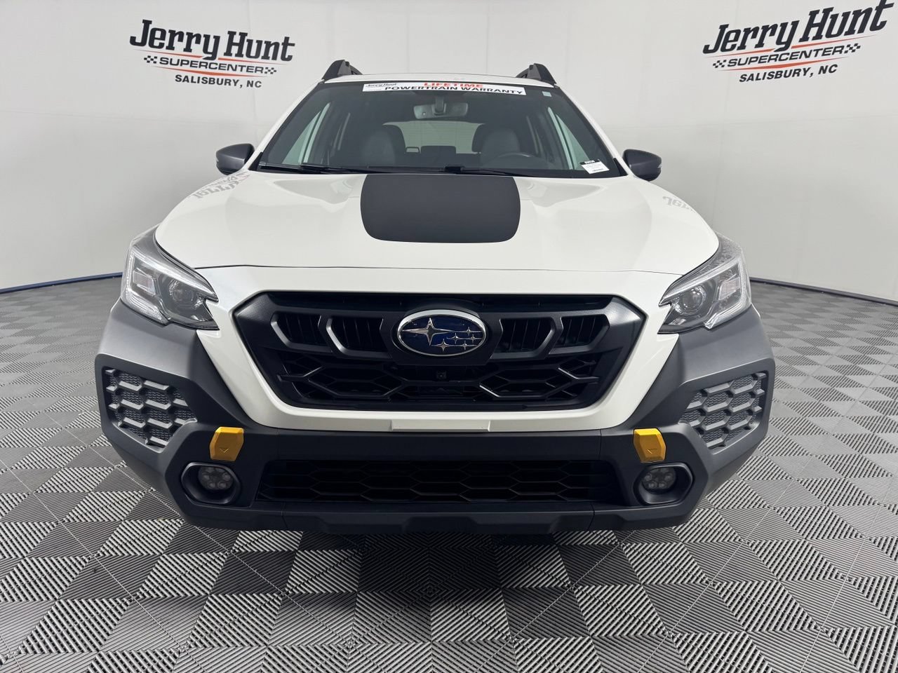 Used 2025 Subaru Outback Wilderness AWD/4WD image 4