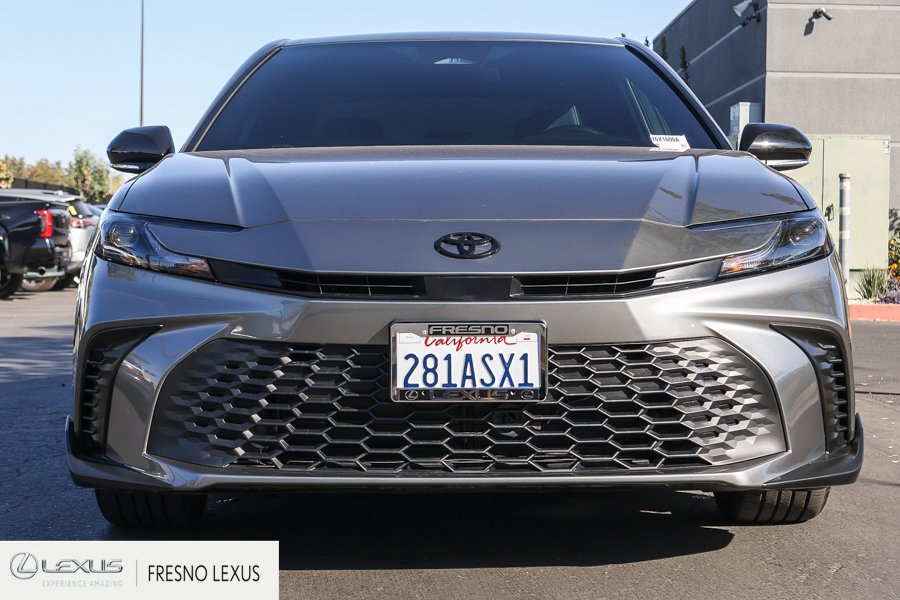 Used 2026 Toyota Camry SE FWD image 2