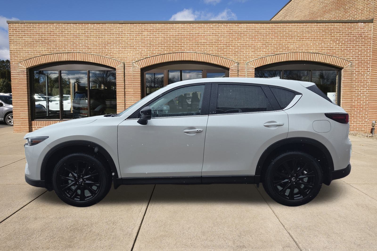 New 2025 MAZDA CX-5 Carbon Edition image 7