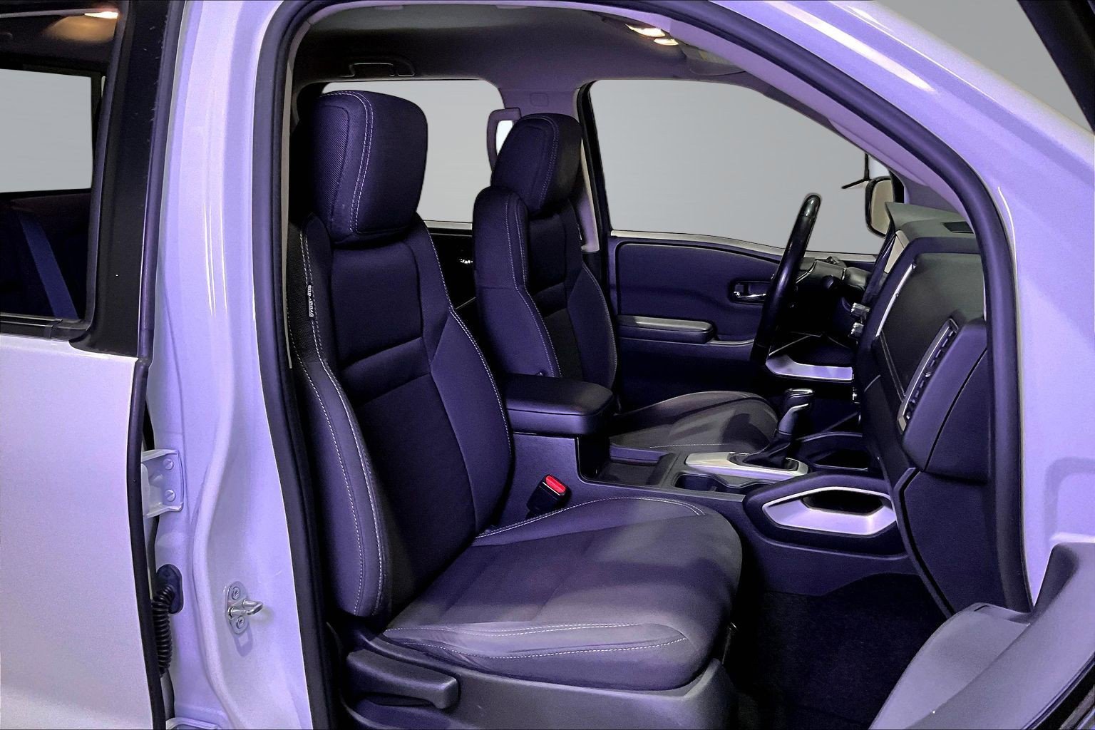 Used 2022 Nissan Frontier SV AWD/4WD image 30