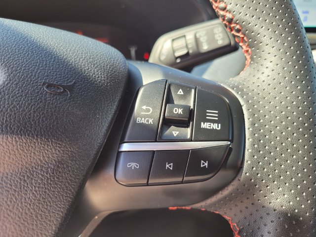 Used 2025 Ford Escape ST-Line FWD image 27