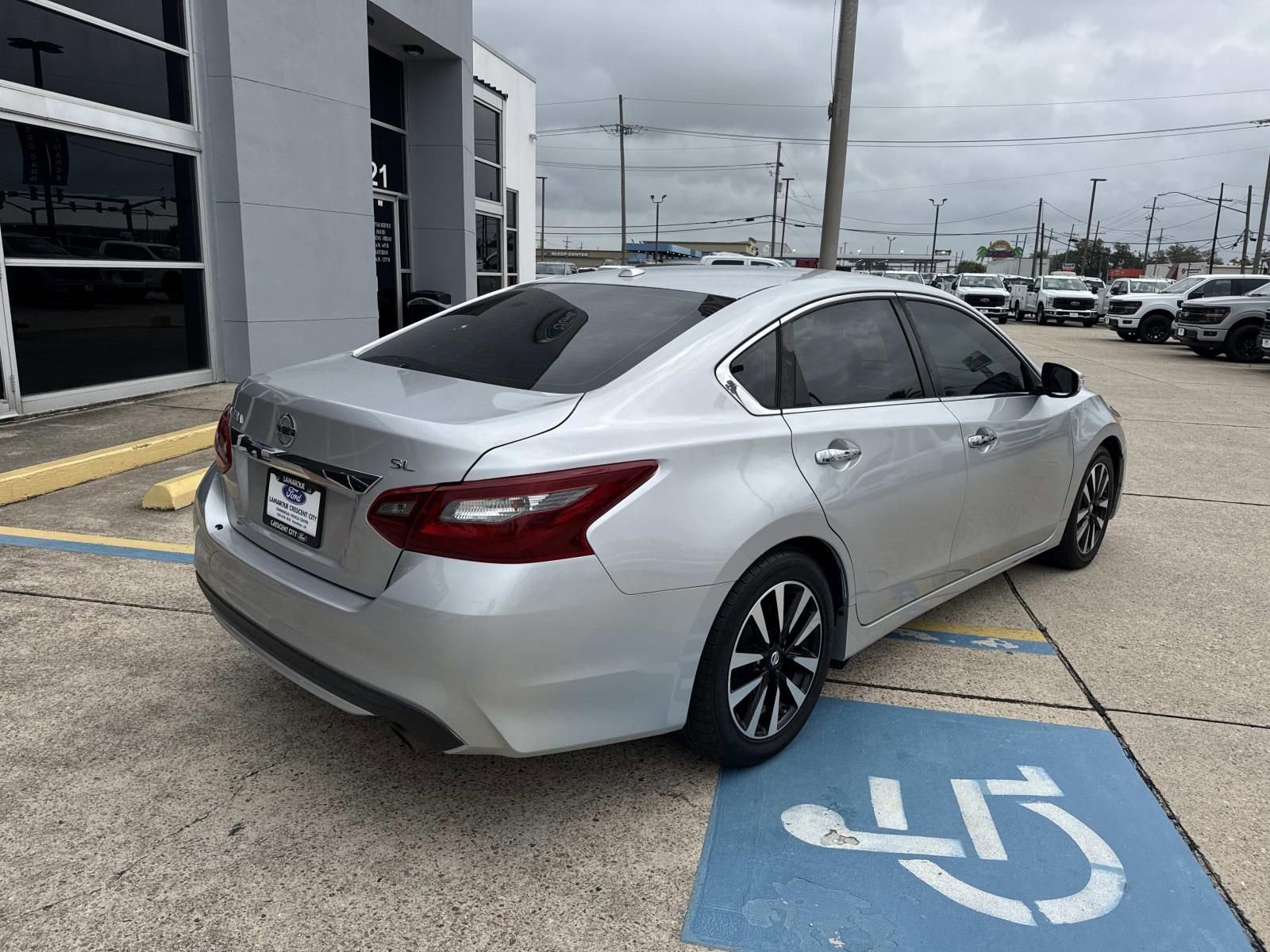 Used 2018 Nissan Altima 2.5 SL FWD image 9