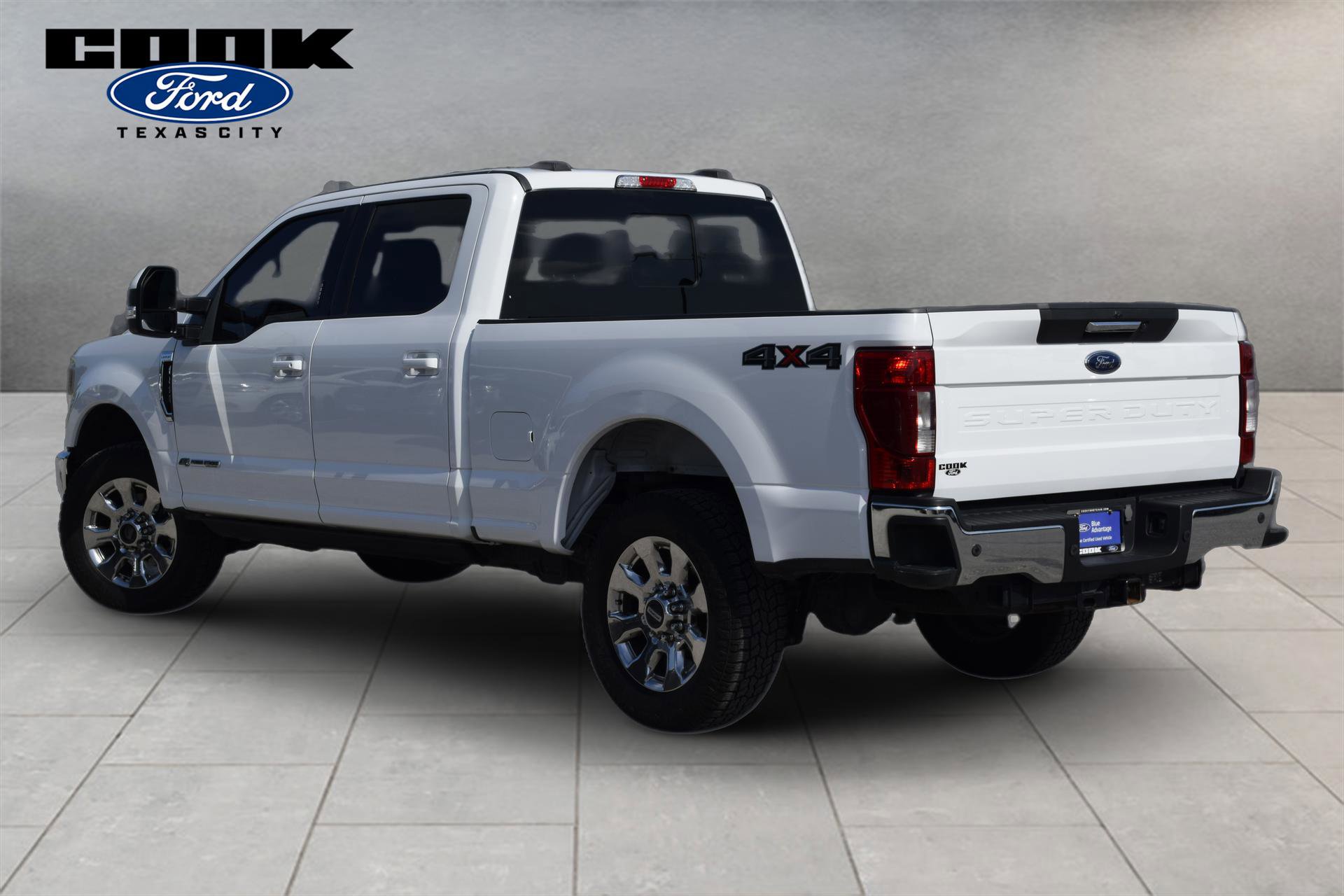 Used 2021 Ford F250 Lariat w/ Lariat Value Package AWD/4WD image 3