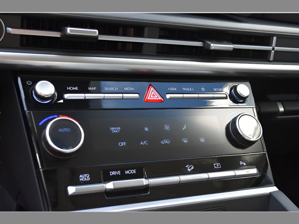 New 2026 Hyundai Santa Fe SE FWD image 23