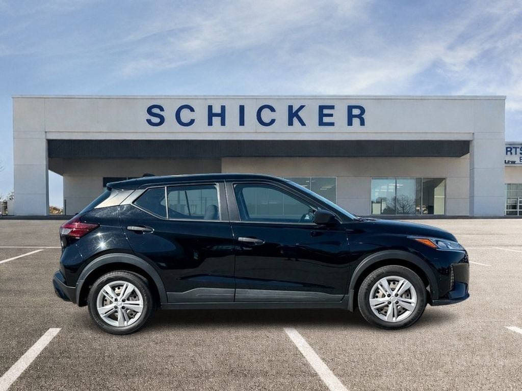 Used 2024 Nissan Kicks S FWD image 2