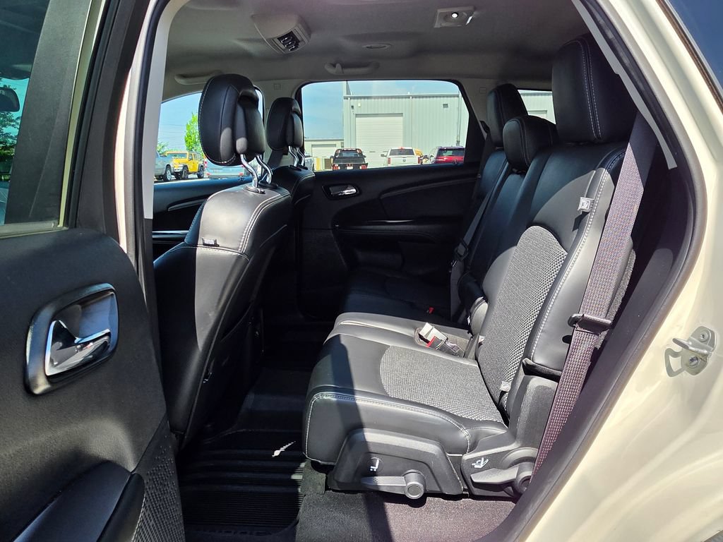 Used 2019 Dodge Journey Crossroad FWD image 32