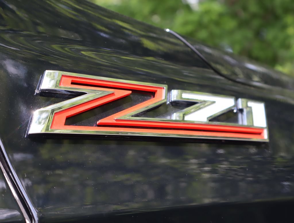 Certified 2021 Chevrolet Tahoe Z71 w/ Z71 Signature Package AWD/4WD image 53