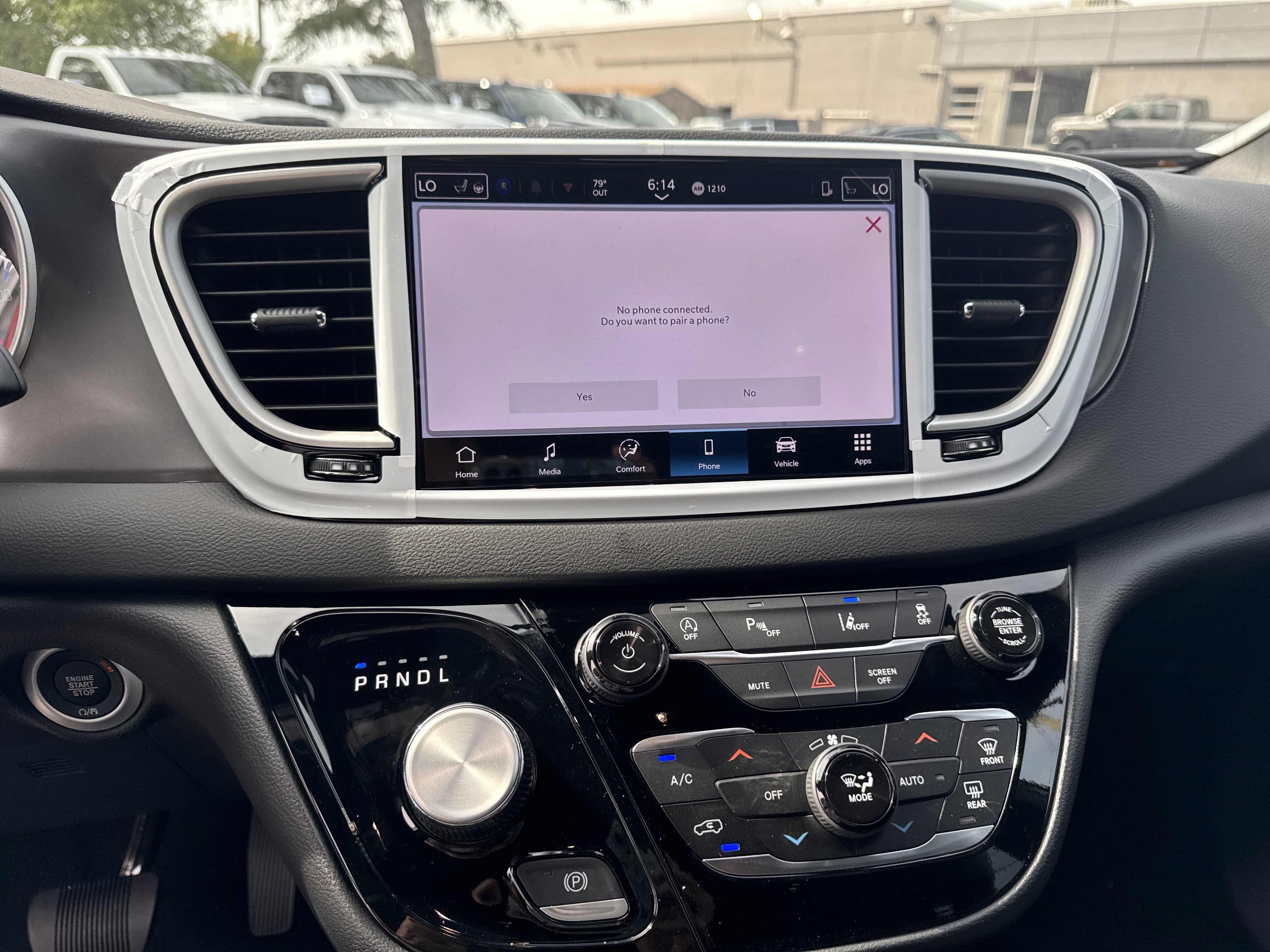 New 2026 Chrysler Voyager LX image 20