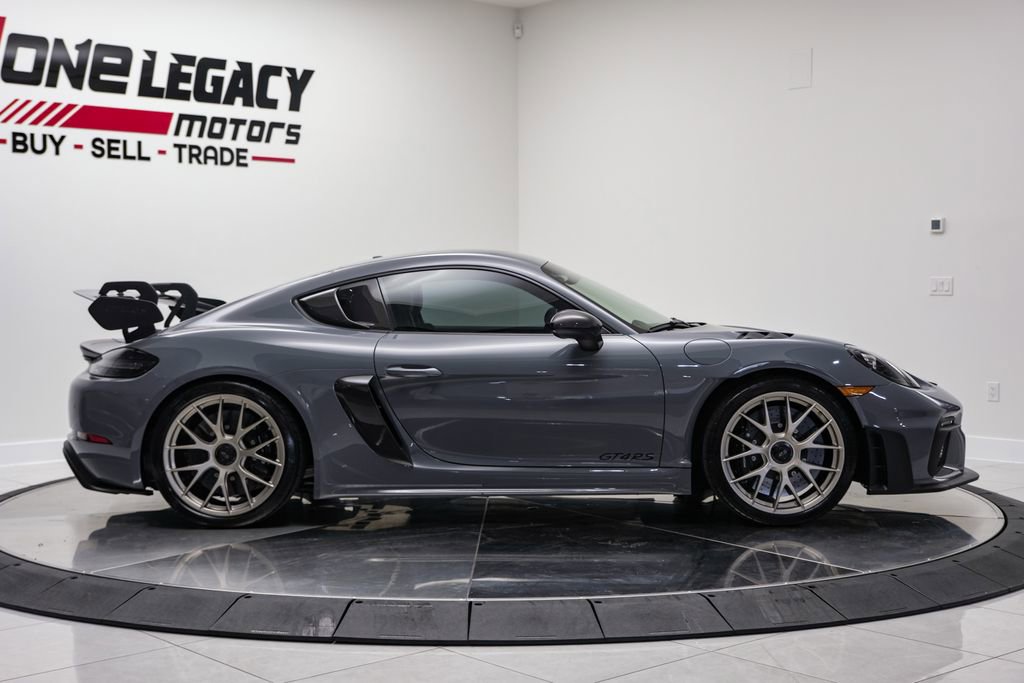 Used 2025 Porsche 718 Cayman GT4 RS w/ Weissach Package RWD image 5