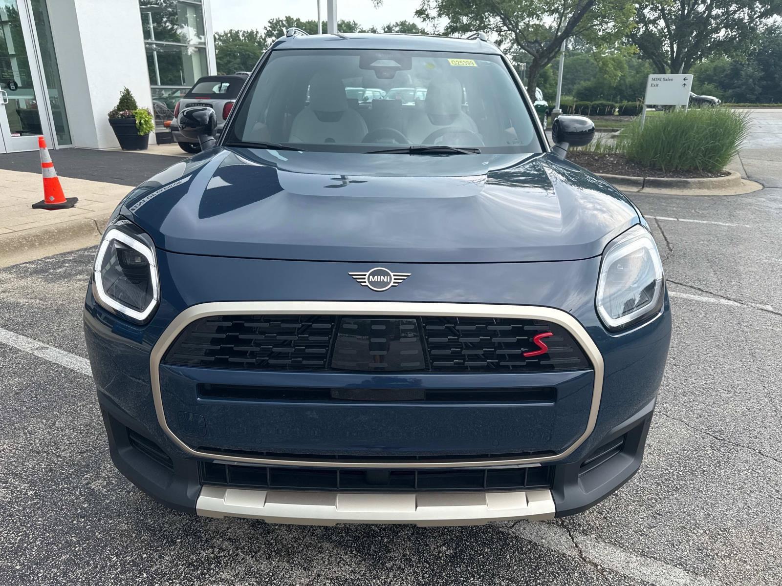 Certified 2025 MINI Cooper Countryman S AWD/4WD image 2