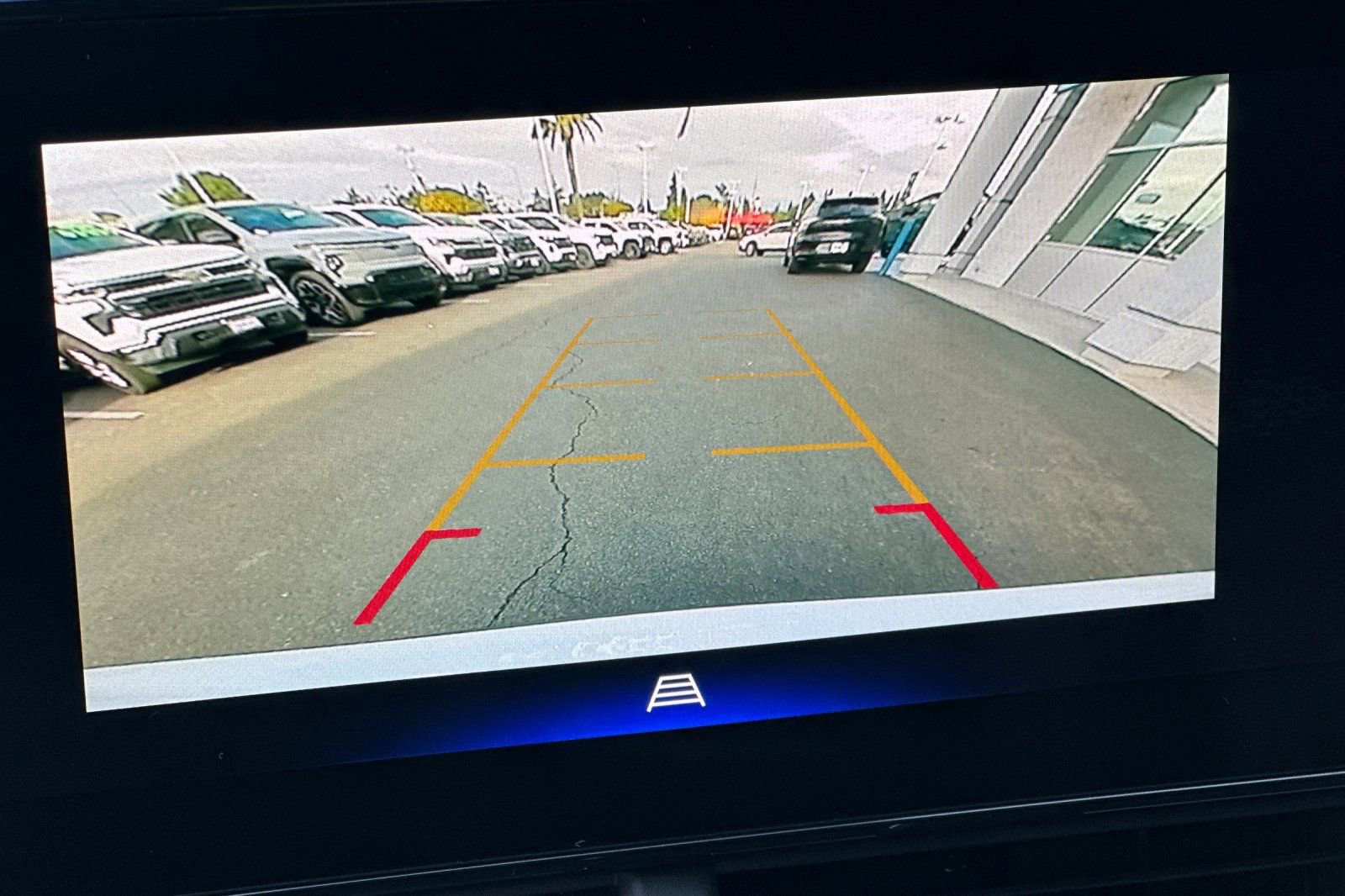 Used 2025 Chevrolet Trax RS w/ Driver Confidence Package image 28