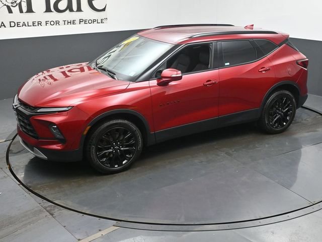 Used 2024 Chevrolet Blazer LT w/ LPO, Black Grille Bar Package FWD image 44