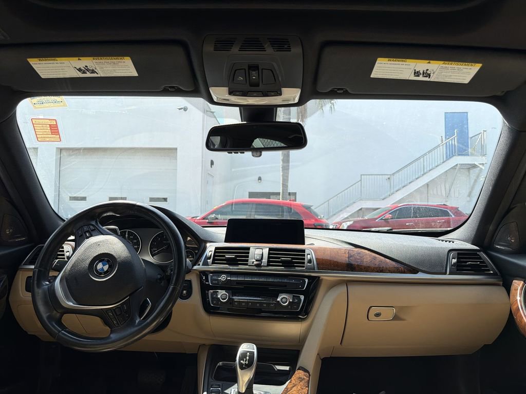 Used 2018 BMW 340i Sedan RWD image 16