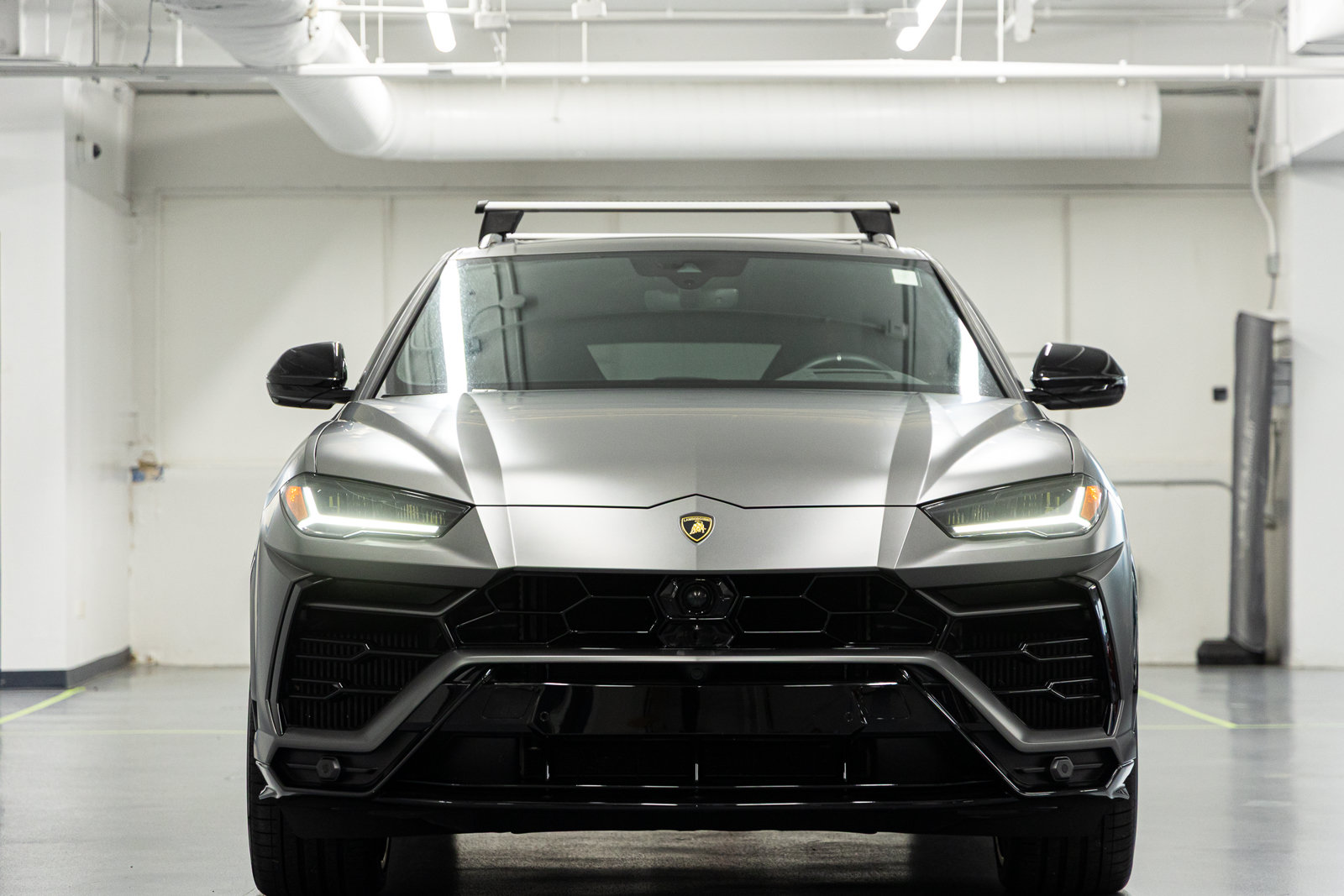 Used 2022 Lamborghini Urus AWD/4WD image 12