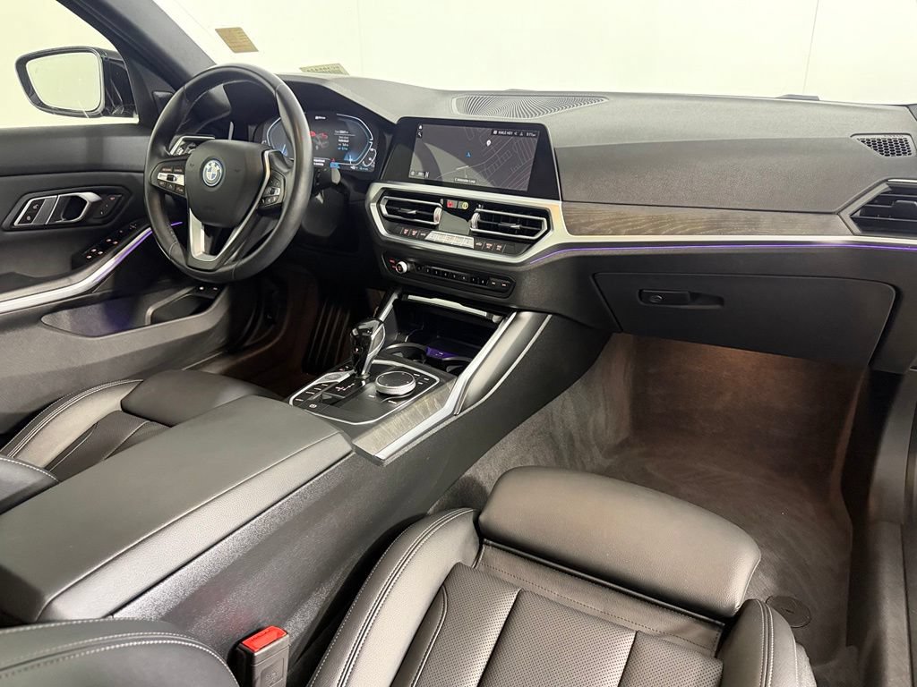 Used 2022 BMW 330e w/ Driving Assistance Package RWD image 19