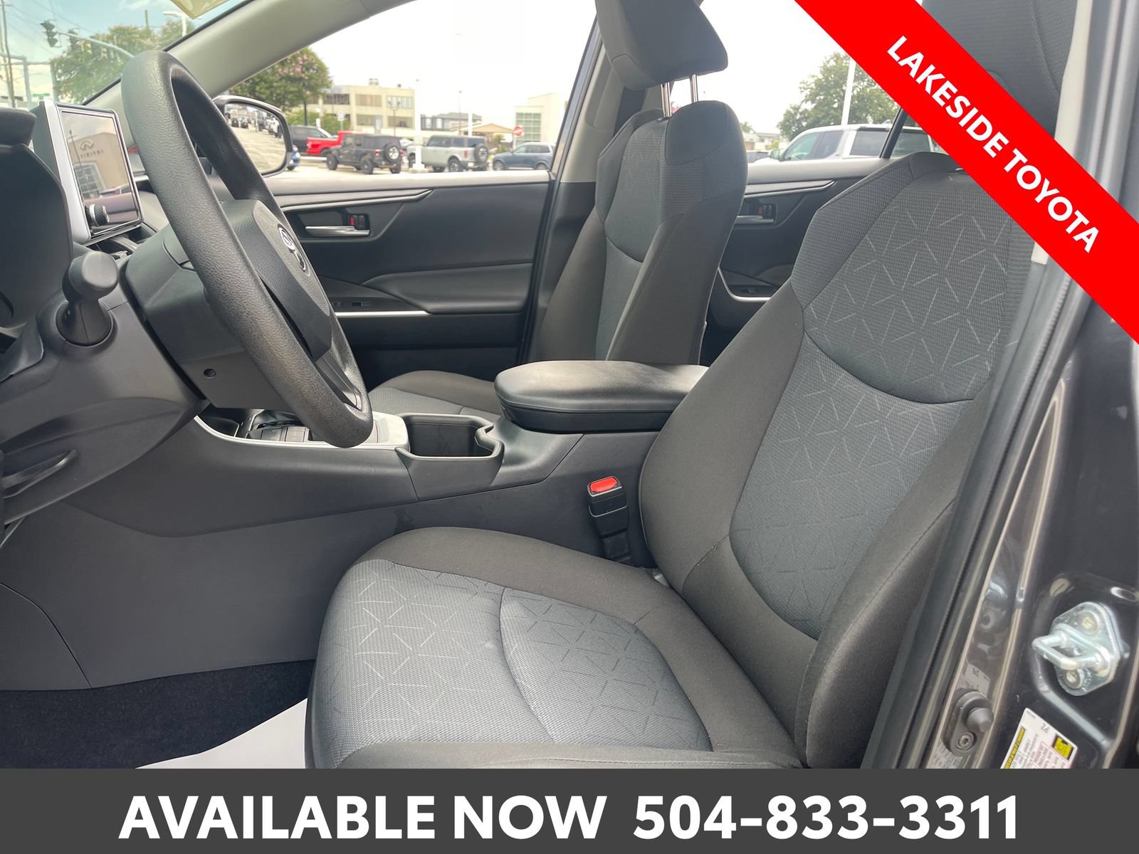 Certified 2025 Toyota RAV4 XLE FWD image 29