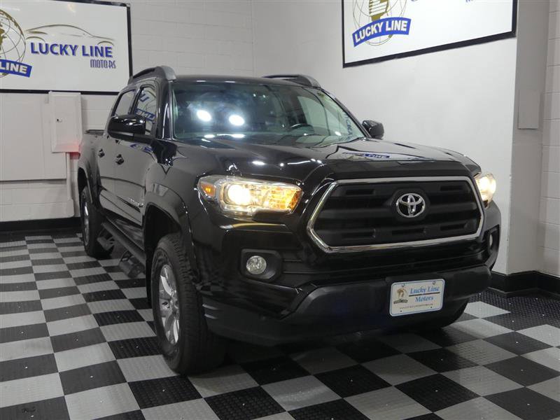 Used 2016 Toyota Tacoma SR5 w/ SR5 Appearance Package (SN) image 5