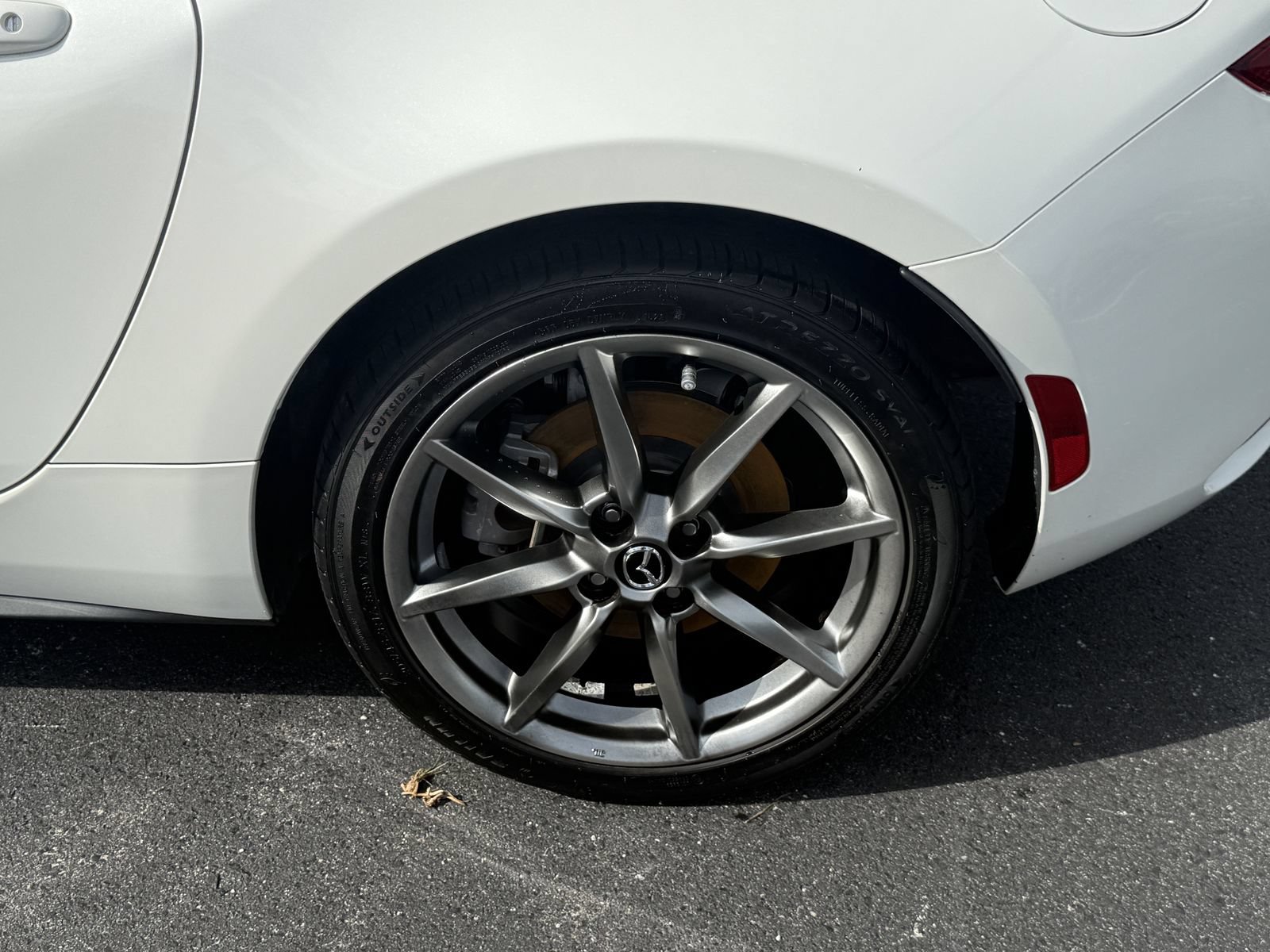Used 2021 MAZDA MX-5 Miata RF Grand Touring RWD image 36