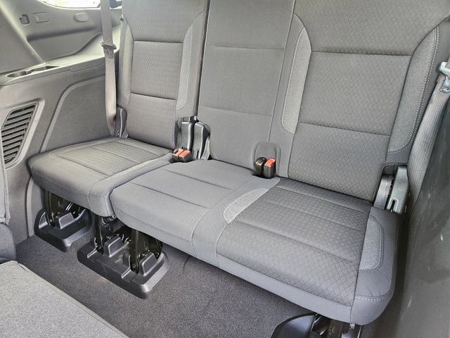 Used 2025 Chevrolet Tahoe LS RWD image 32