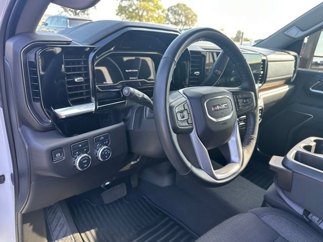 Used 2024 GMC Sierra 3500 SLE w/ SLE Value Package image 13