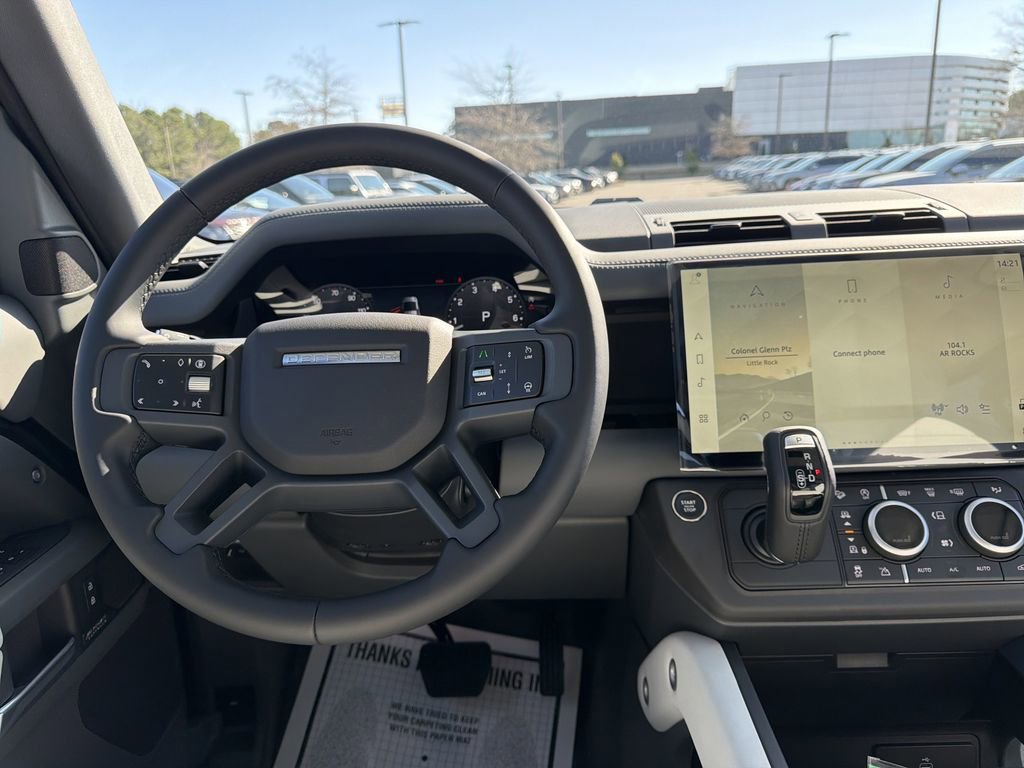 New 2026 Land Rover Defender 110 X-Dynamic SE image 13