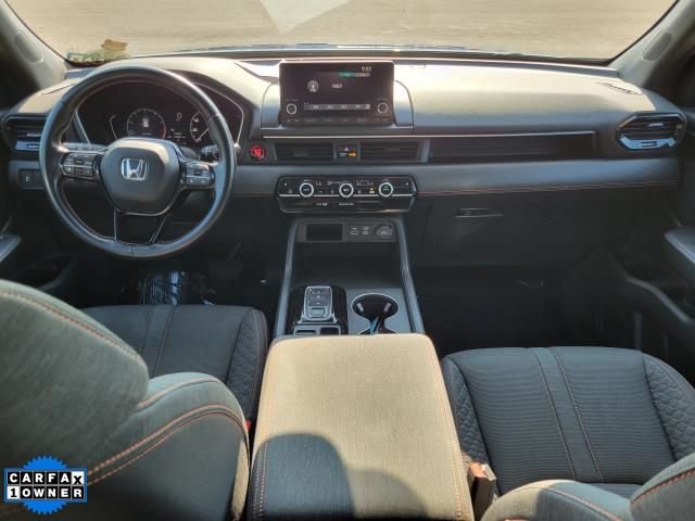 Used 2023 Honda Pilot Sport image 12