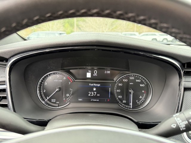 Used 2023 Cadillac XT5 Premium Luxury image 17